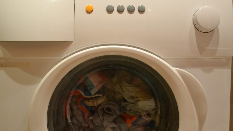 Cómo quitar el mal olor de la lavadora